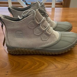 Sorel Boots, women size 9